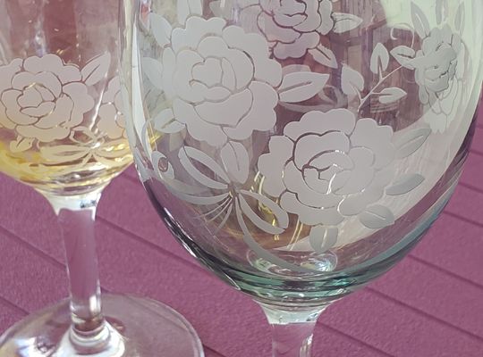 薔薇ワイングラス